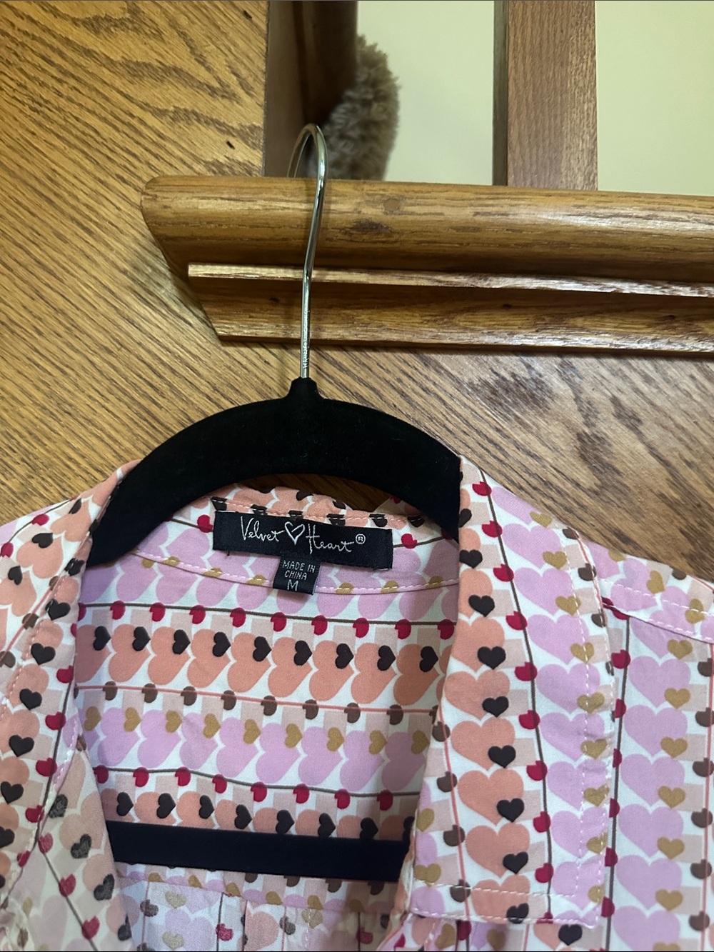 Heart Patterned Button-Up Blouse - Picture 2 of 4